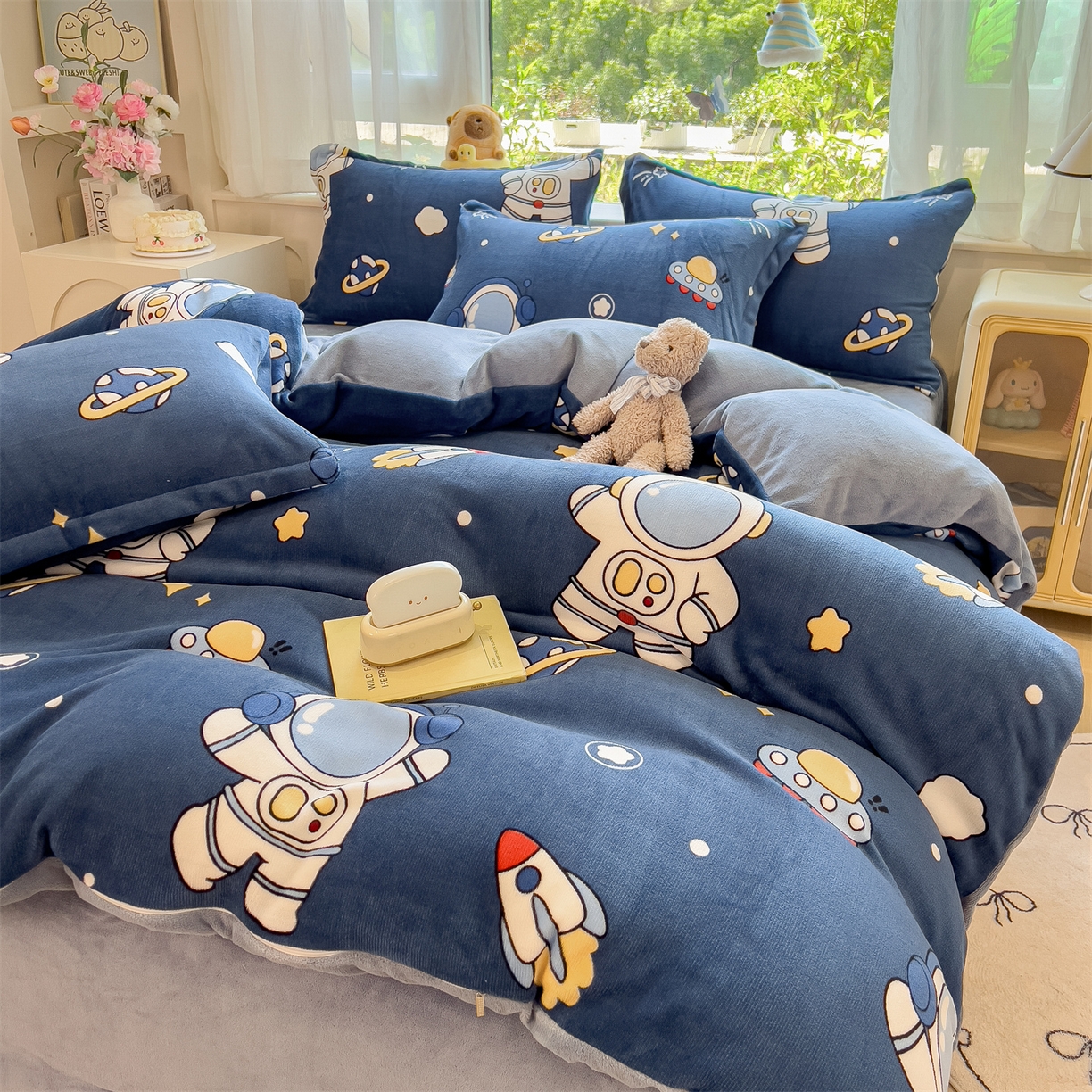 91家纺网 家纺一手货源 找家纺 （总）五月家纺 2025新款A类高克重保暖印花牛奶绒四件套