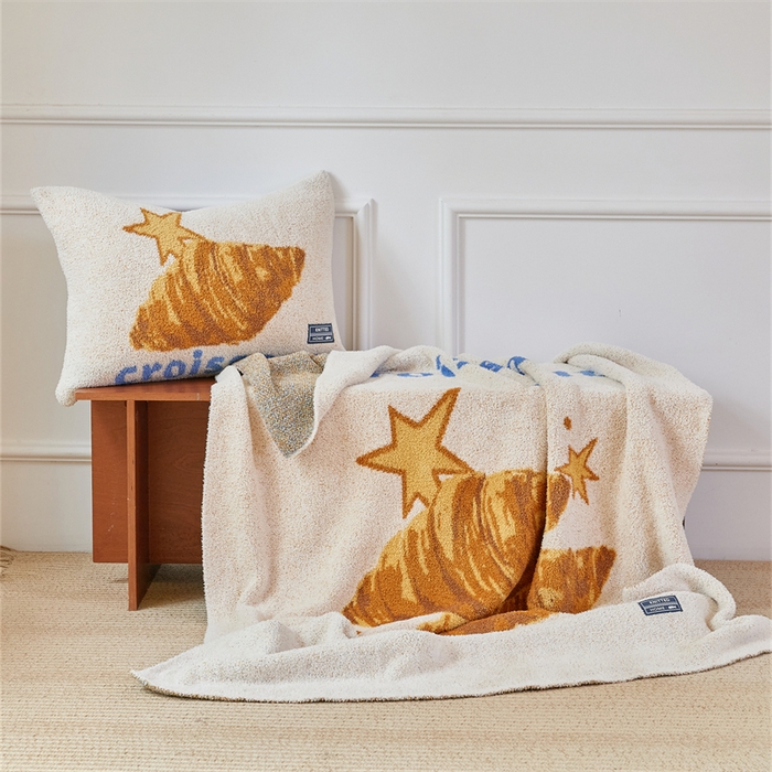 91家纺网 家纺一手货源 找家纺 （总）暖绵绵家纺 2025新款甜品点心系列毯子毛毯抱枕套