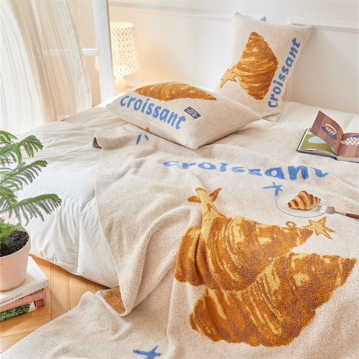 91家纺网 家纺一手货源 找家纺 （总）暖绵绵家纺 2025新款甜品点心系列毯子毛毯抱枕套