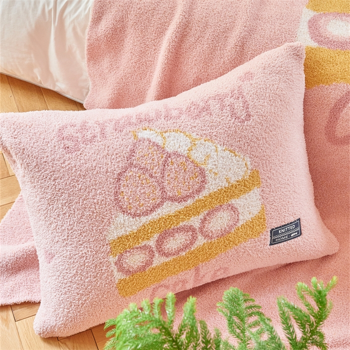 91家纺网 家纺一手货源 找家纺 暖绵绵家纺 2025新款甜品点心系列毯子毛毯抱枕套 恰贝塔