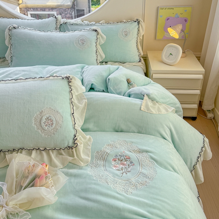 91家纺网 家纺一手货源 找家纺 橘子家 2025新款婴儿绒床上四件套系列-维纳斯 维纳斯-蒂芙尼蓝