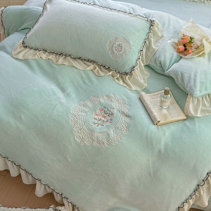 91家纺网 家纺一手货源 找家纺 橘子家 2025新款婴儿绒床上四件套系列-维纳斯 维纳斯-蒂芙尼蓝