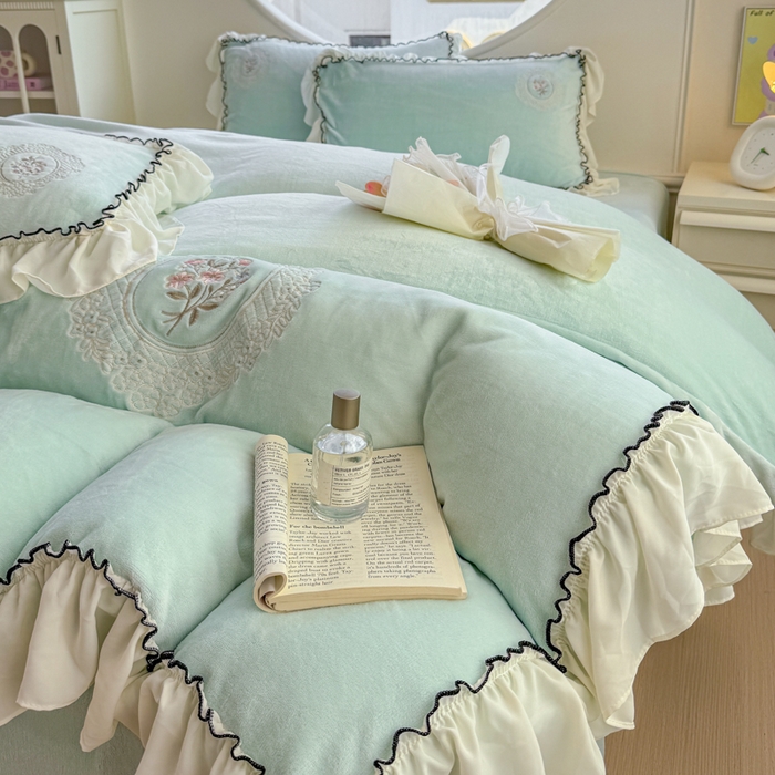 91家纺网 家纺一手货源 找家纺 橘子家 2025新款婴儿绒床上四件套系列-维纳斯 维纳斯-蒂芙尼蓝