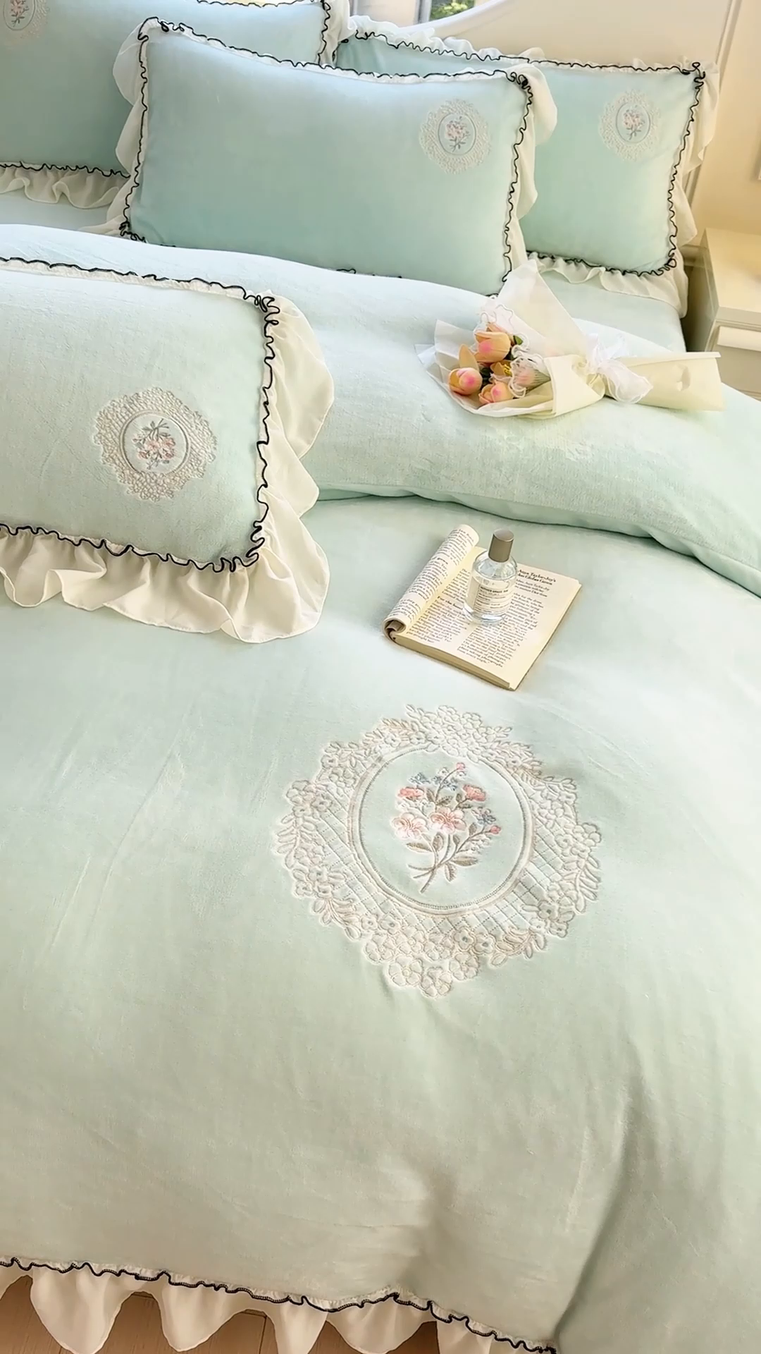 91家纺网 家纺一手货源 找家纺 橘子家 2025新款婴儿绒床上四件套系列-维纳斯 维纳斯-蒂芙尼蓝