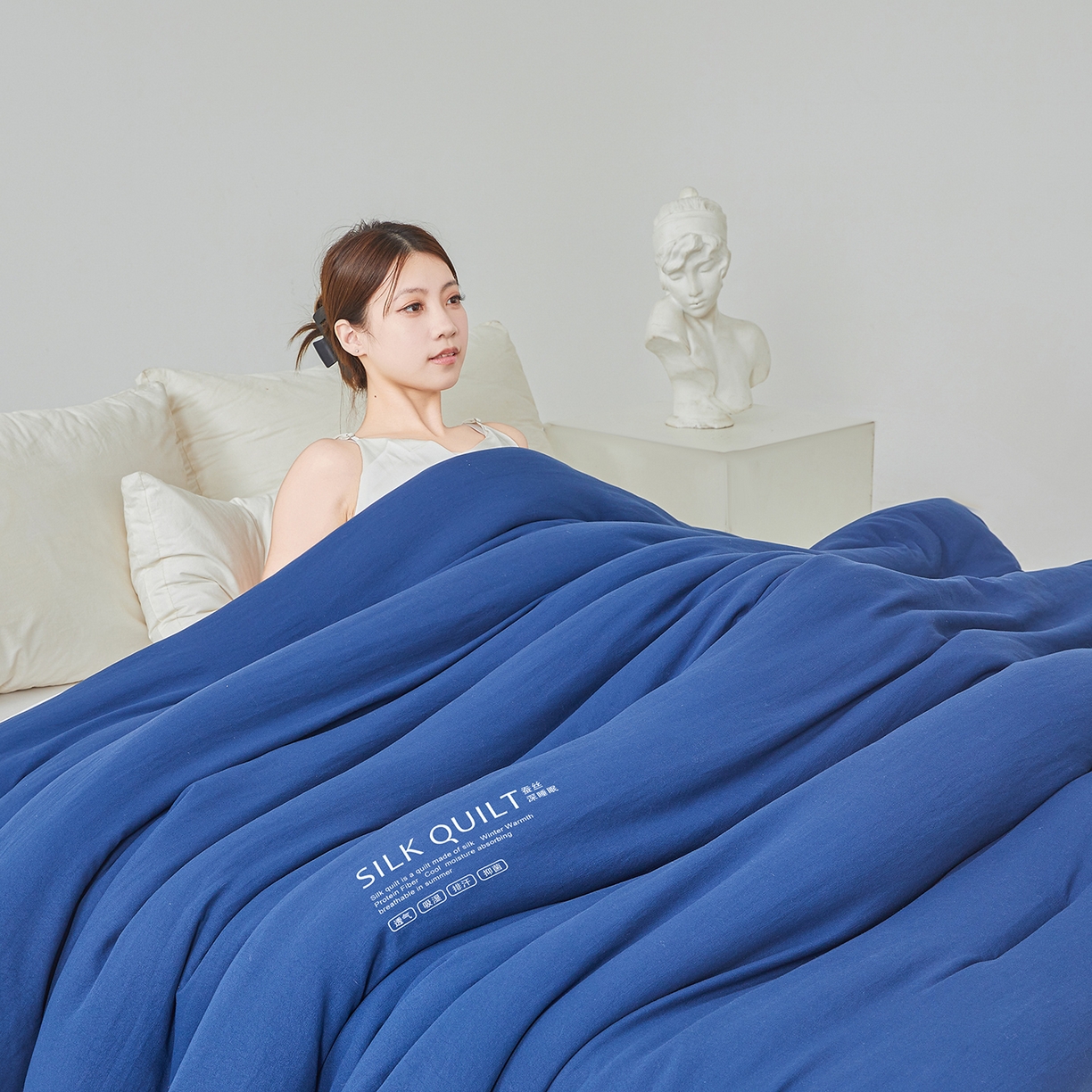 91家纺网 家纺一手货源 找家纺 芭芭棉家纺 2025新款深睡云亚朵同款星球被被子母被冬被芯 深睡蓝