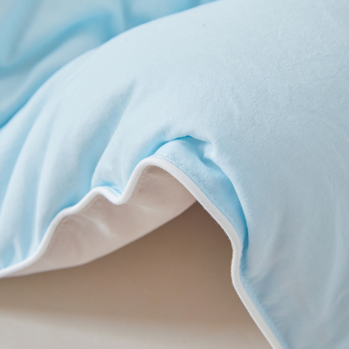 91家纺网 家纺一手货源 找家纺 芭芭棉家纺 2025新款深睡云亚朵同款星球被被子母被冬被芯 轻梦蓝