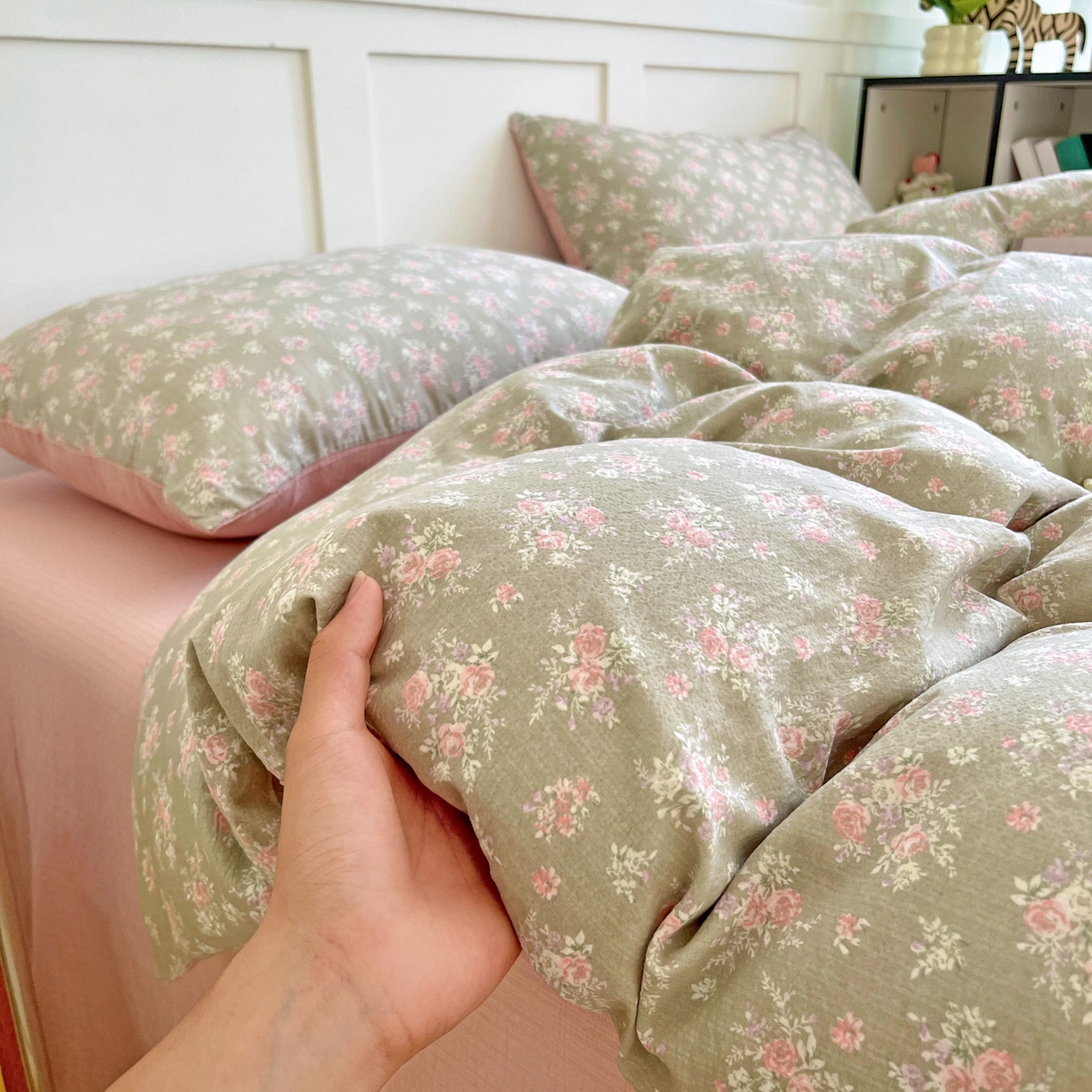 91家纺网 家纺一手货源 找家纺 王朝国际 2025新款爆款云感亚麻有氧双层纱皱皱双层纱四件套 盛夏玫瑰