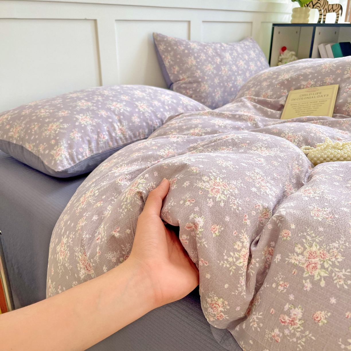 91家纺网 家纺一手货源 找家纺 王朝国际 2025新款爆款云感亚麻有氧双层纱皱皱双层纱四件套 紫蔷薇