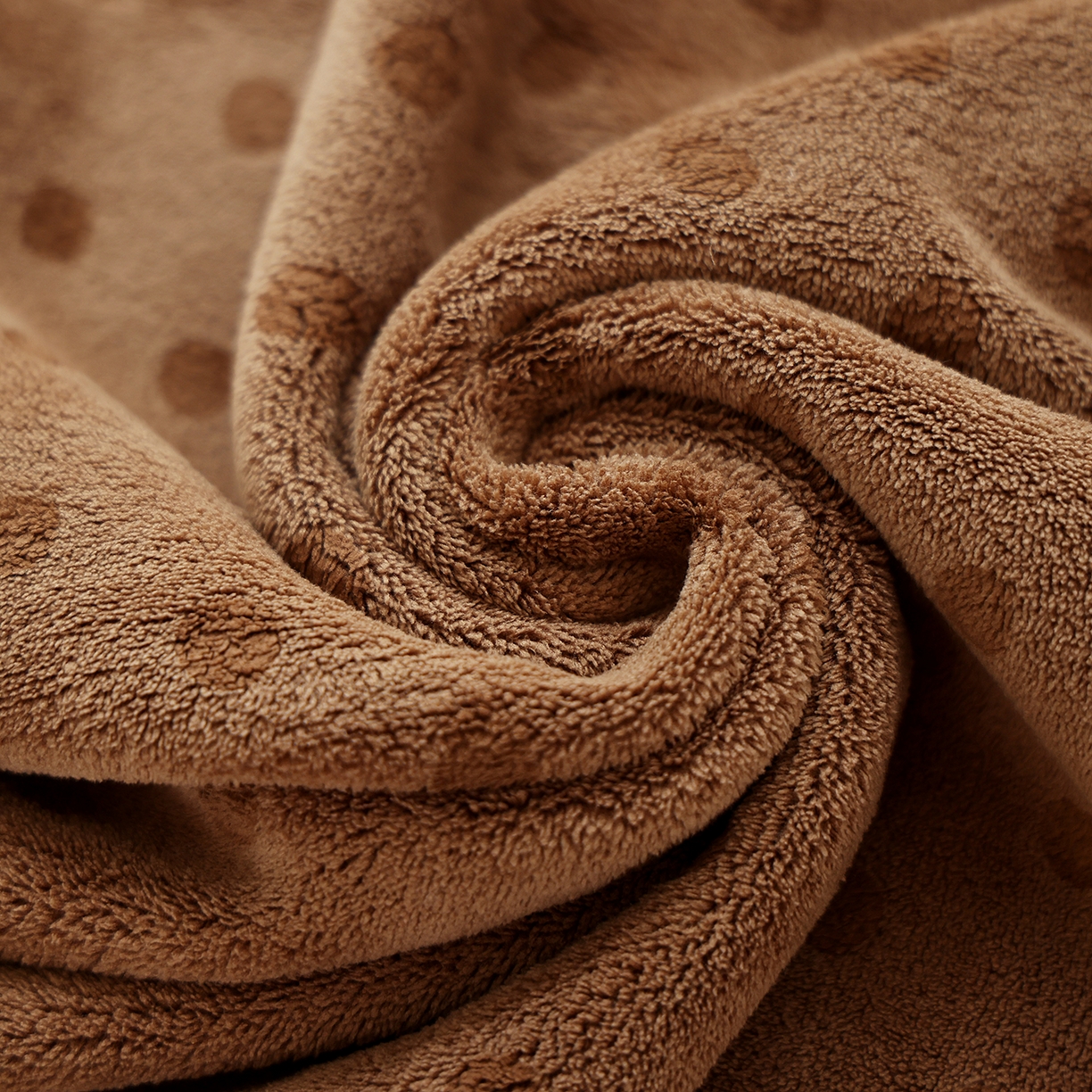 91家纺网 家纺一手货源 找家纺 朴尔家纺-毛巾被 2025新款趣趣多毛巾绣勾边珊瑚绒速吸速干毛巾浴巾 毛巾开朗兔-咖 35x75cm