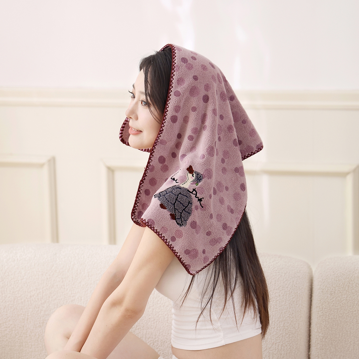 91家纺网 家纺一手货源 找家纺 朴尔家纺-毛巾被 2025新款趣趣多毛巾绣勾边珊瑚绒速吸速干毛巾浴巾 毛巾慢慢鸭-紫 35x75cm