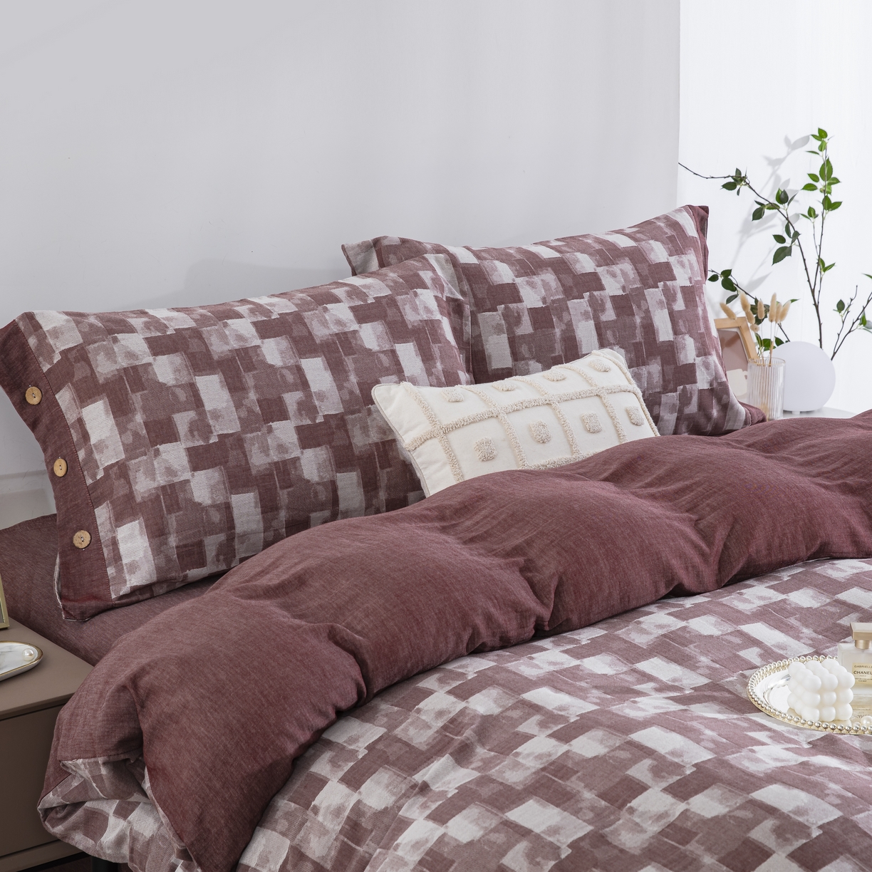 91家纺网 家纺一手货源 找家纺 鲁爱家纺供货 2025新款全棉色织提花四件套 都市万象-豆沙