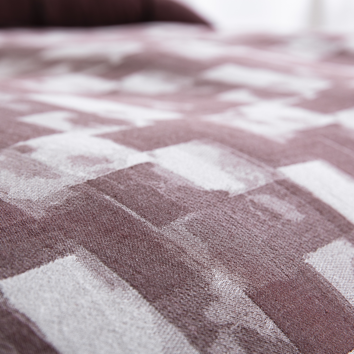 91家纺网 家纺一手货源 找家纺 鲁爱家纺供货 2025新款全棉色织提花四件套 都市万象-豆沙