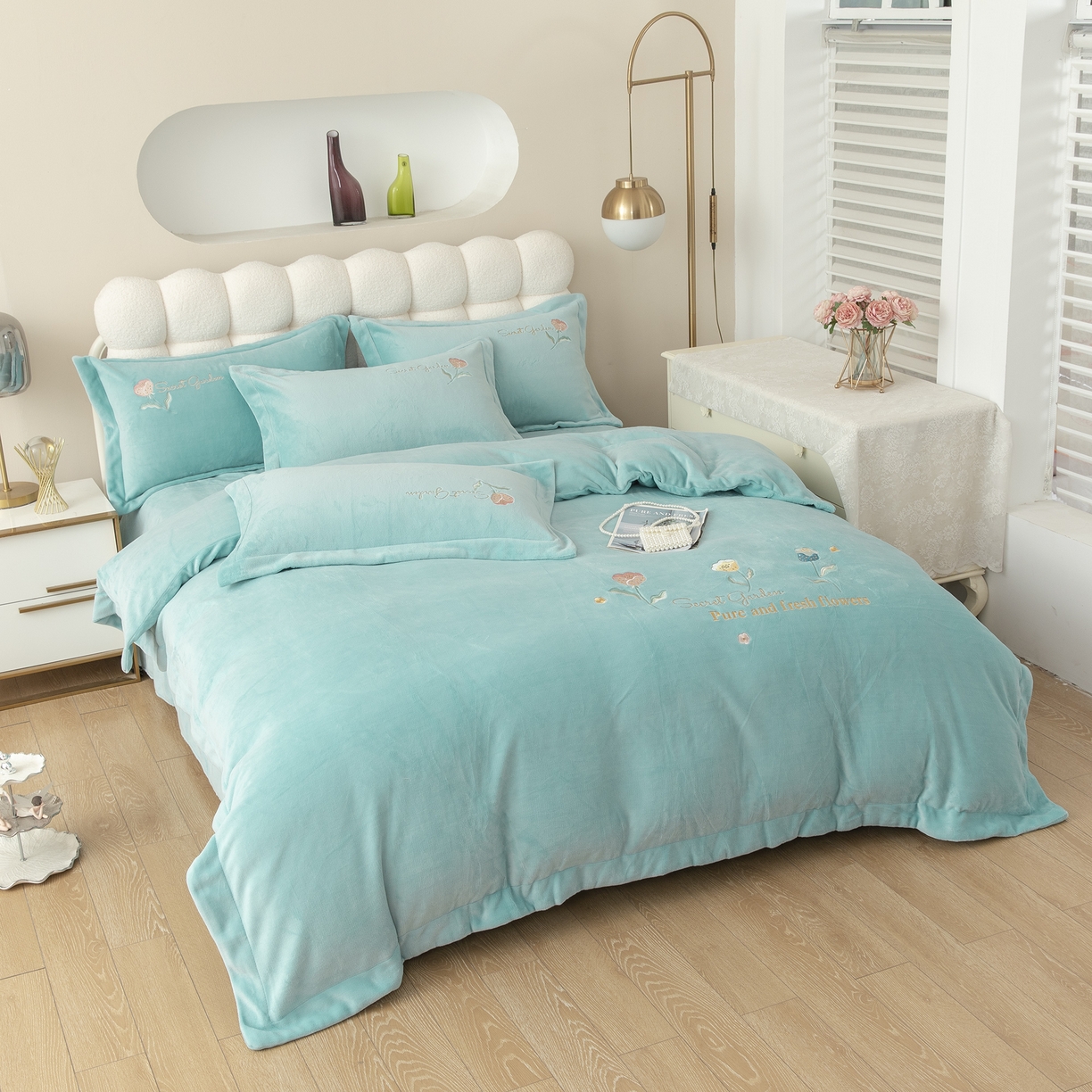 91家纺网 家纺一手货源 找家纺 贝尔 2025新款花蕊-牛奶宽边刺绣纯色高克重四件套（赠送拎袋） 浅绿