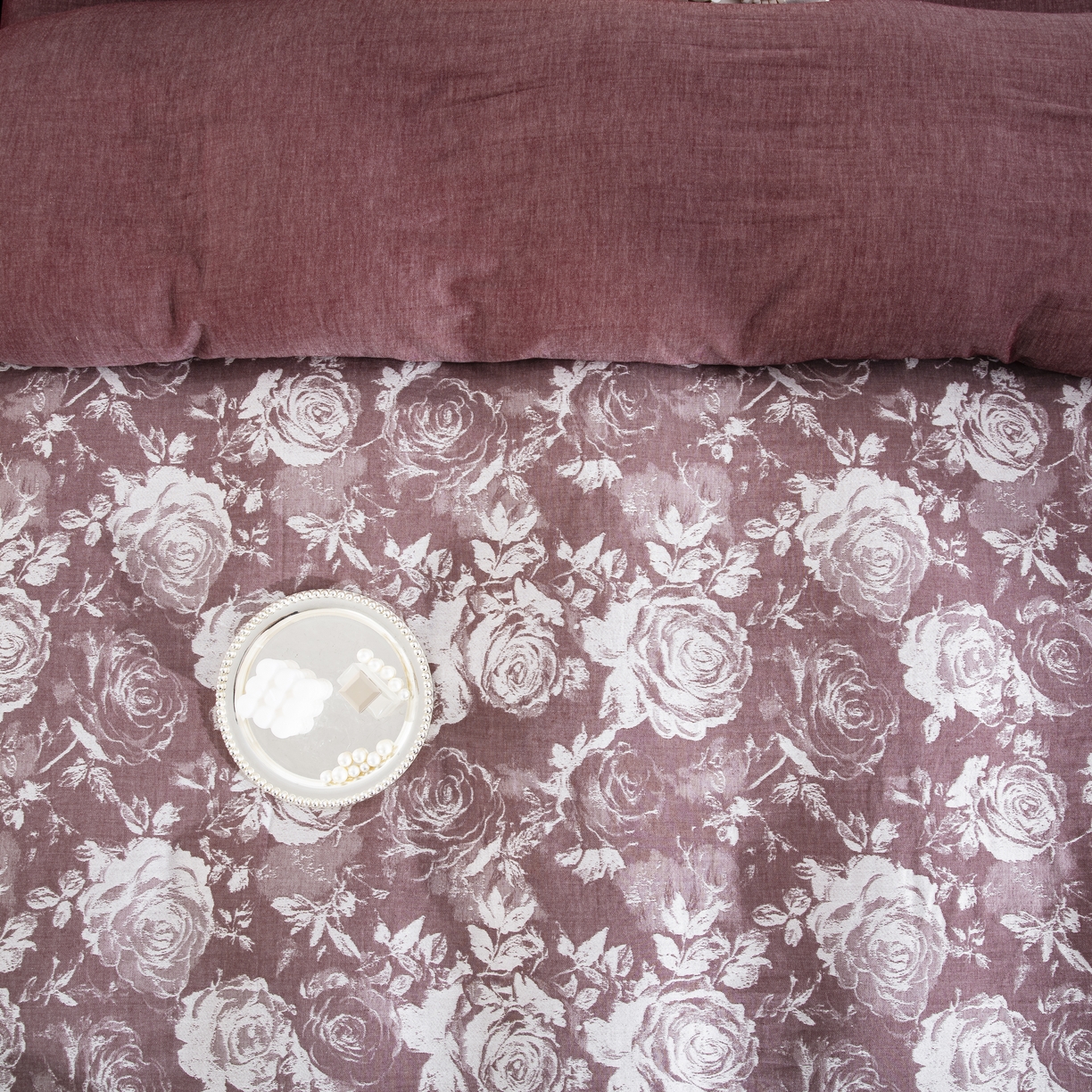 91家纺网 家纺一手货源 找家纺 鲁爱家纺供货 2025新款全棉色织提花四件套 玫瑰庄园-豆沙