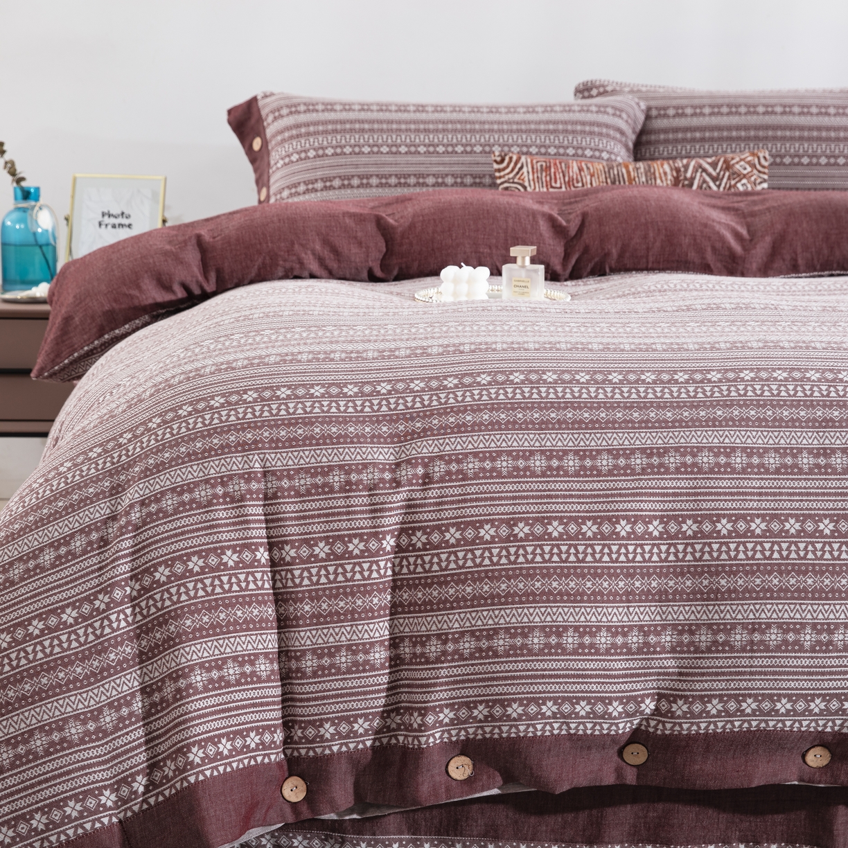 91家纺网 家纺一手货源 找家纺 鲁爱家纺供货 2025新款全棉色织提花四件套 布拉格-豆沙