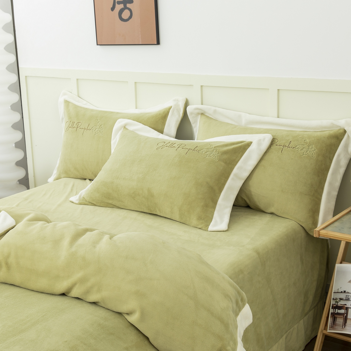 91家纺网 家纺一手货源 找家纺 贝尔 2025新款南瓜派-全消光拼角刺绣四件套 芥末绿