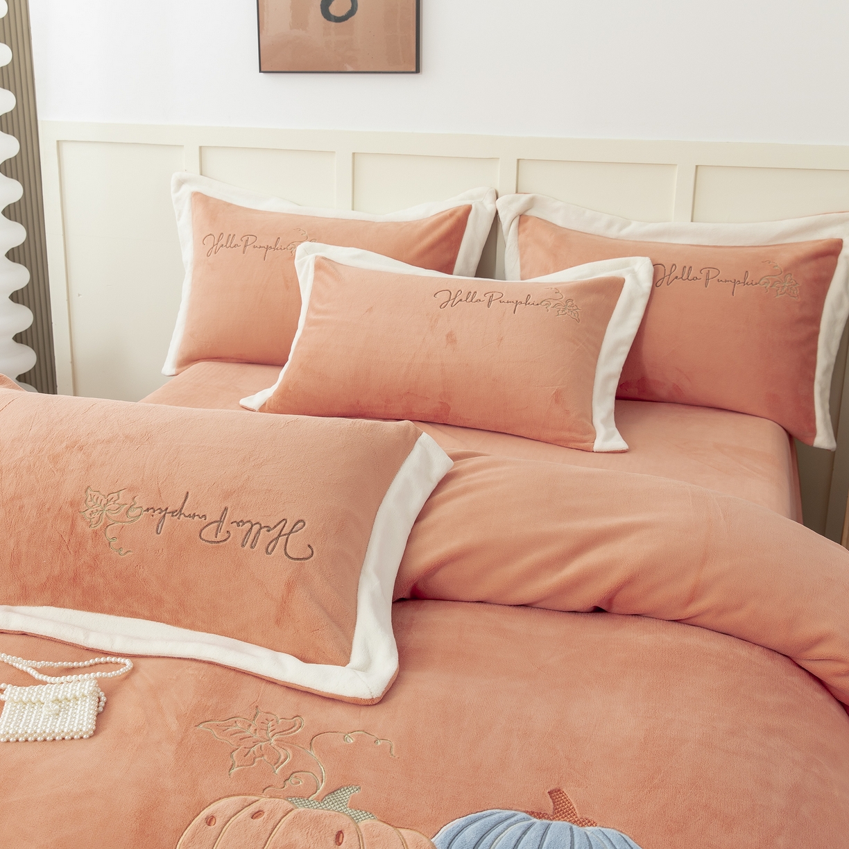 91家纺网 家纺一手货源 找家纺 贝尔 2025新款南瓜派-全消光拼角刺绣四件套 橘色