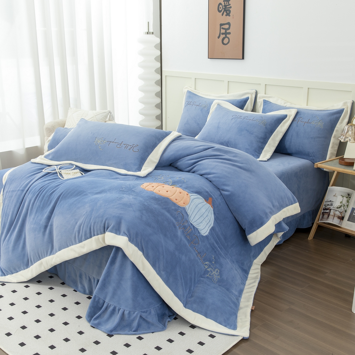 91家纺网 家纺一手货源 找家纺 贝尔 2025新款南瓜派-全消光拼角刺绣四件套 兰色