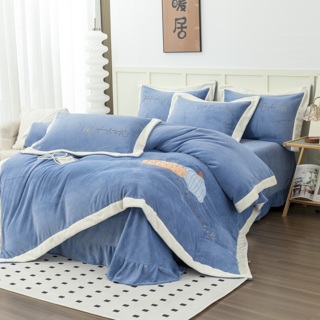 91家纺网 家纺一手货源 找家纺 贝尔 2025新款南瓜派-全消光拼角刺绣四件套 兰色