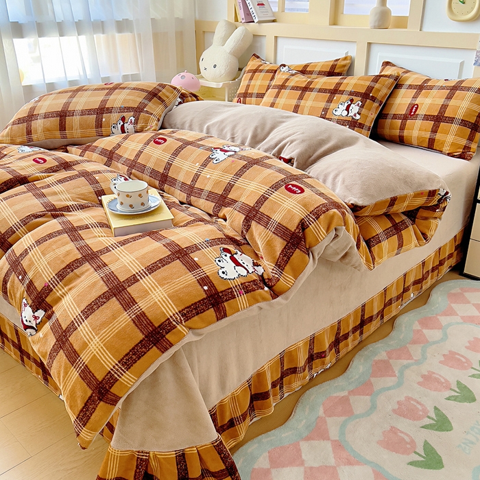 91家纺网 家纺一手货源 找家纺 找底底家纺 2025新款牛奶绒四件套（日发50套优惠8元一套） 复古格纹