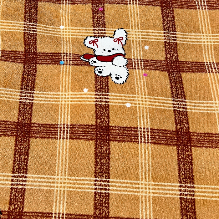 91家纺网 家纺一手货源 找家纺 找底底家纺 2025新款牛奶绒四件套（日发50套优惠8元一套） 复古格纹