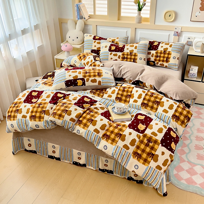 91家纺网 家纺一手货源 找家纺 找底底家纺 2025新款牛奶绒四件套（日发50套优惠8元一套） 焦糖布丁熊