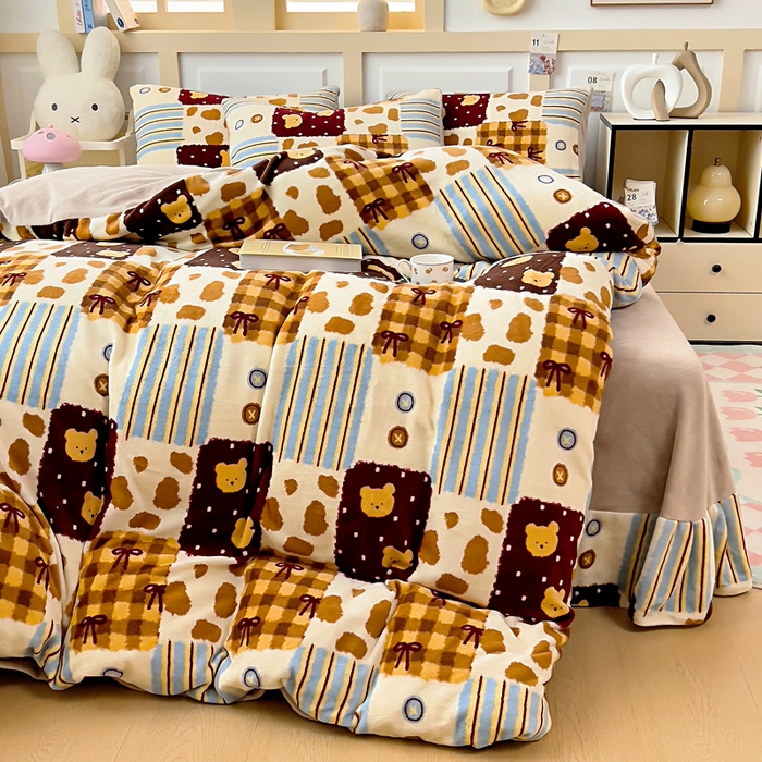 91家纺网 家纺一手货源 找家纺 找底底家纺 2025新款牛奶绒四件套（日发50套优惠8元一套） 焦糖布丁熊