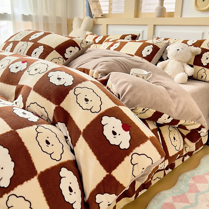 91家纺网 家纺一手货源 找家纺 找底底家纺 2025新款牛奶绒四件套（日发50套优惠8元一套） 可可奶格