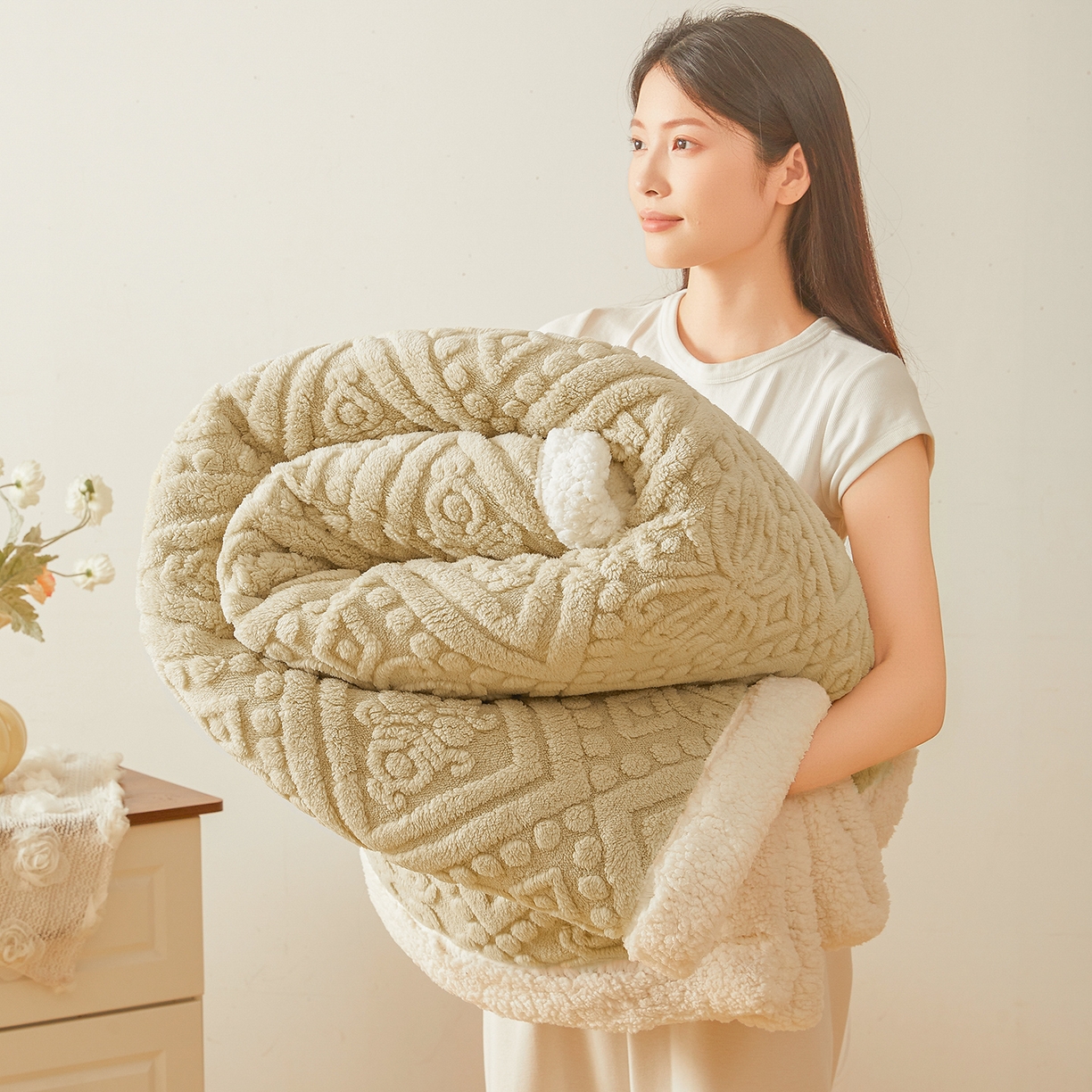 91家纺网 家纺一手货源 找家纺 （总）世纪绒品 2025新款欧式5D雕花绒多功能毛毯