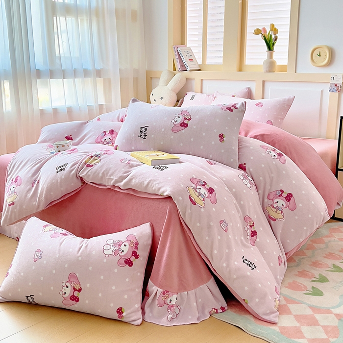 91家纺网 家纺一手货源 找家纺 找底底家纺 2025新款牛奶绒四件套（日发50套优惠8元一套） 美乐蒂