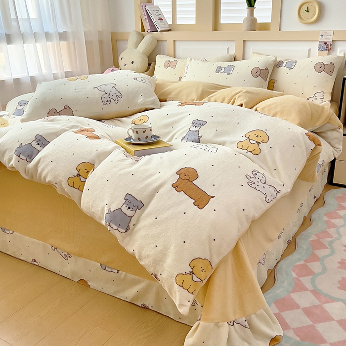 91家纺网 家纺一手货源 找家纺 找底底家纺 2025新款牛奶绒四件套（日发50套优惠8元一套） 奶黄小狗