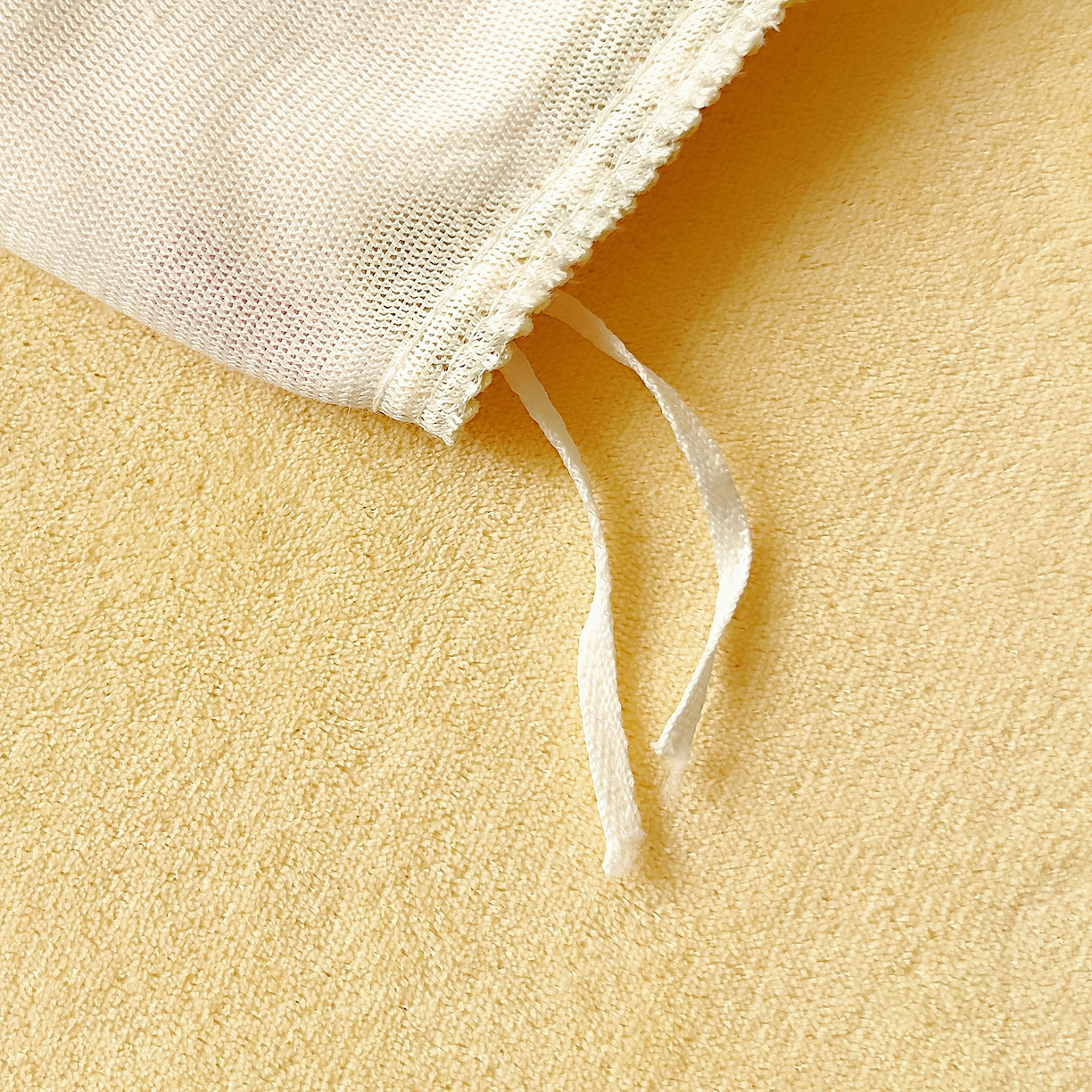 91家纺网 家纺一手货源 找家纺 找底底家纺 2025新款牛奶绒四件套（日发50套优惠8元一套） 甜熊波点梦