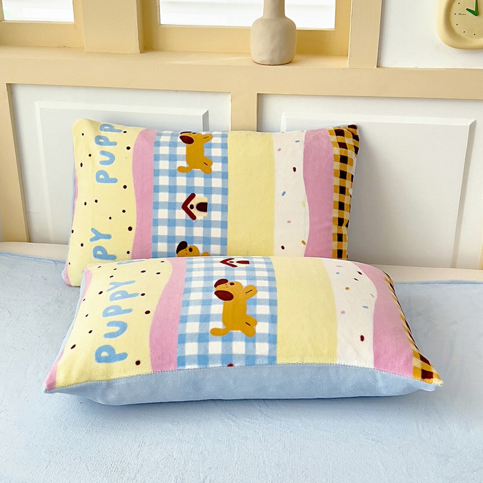 91家纺网 家纺一手货源 找家纺 找底底家纺 2025新款牛奶绒四件套（日发50套优惠8元一套） 小狗巴士