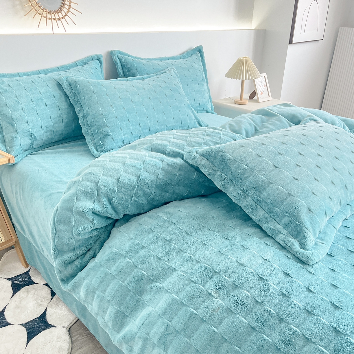 91家纺网 家纺一手货源 找家纺 （总） 2025新款全消光皮草绒纯色高克重四件套（赠送拎袋）——方格