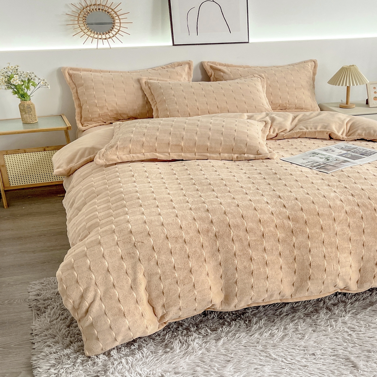 91家纺网 家纺一手货源 找家纺  2025新款全消光皮草绒纯色高克重四件套（赠送拎袋）——方格 米驼