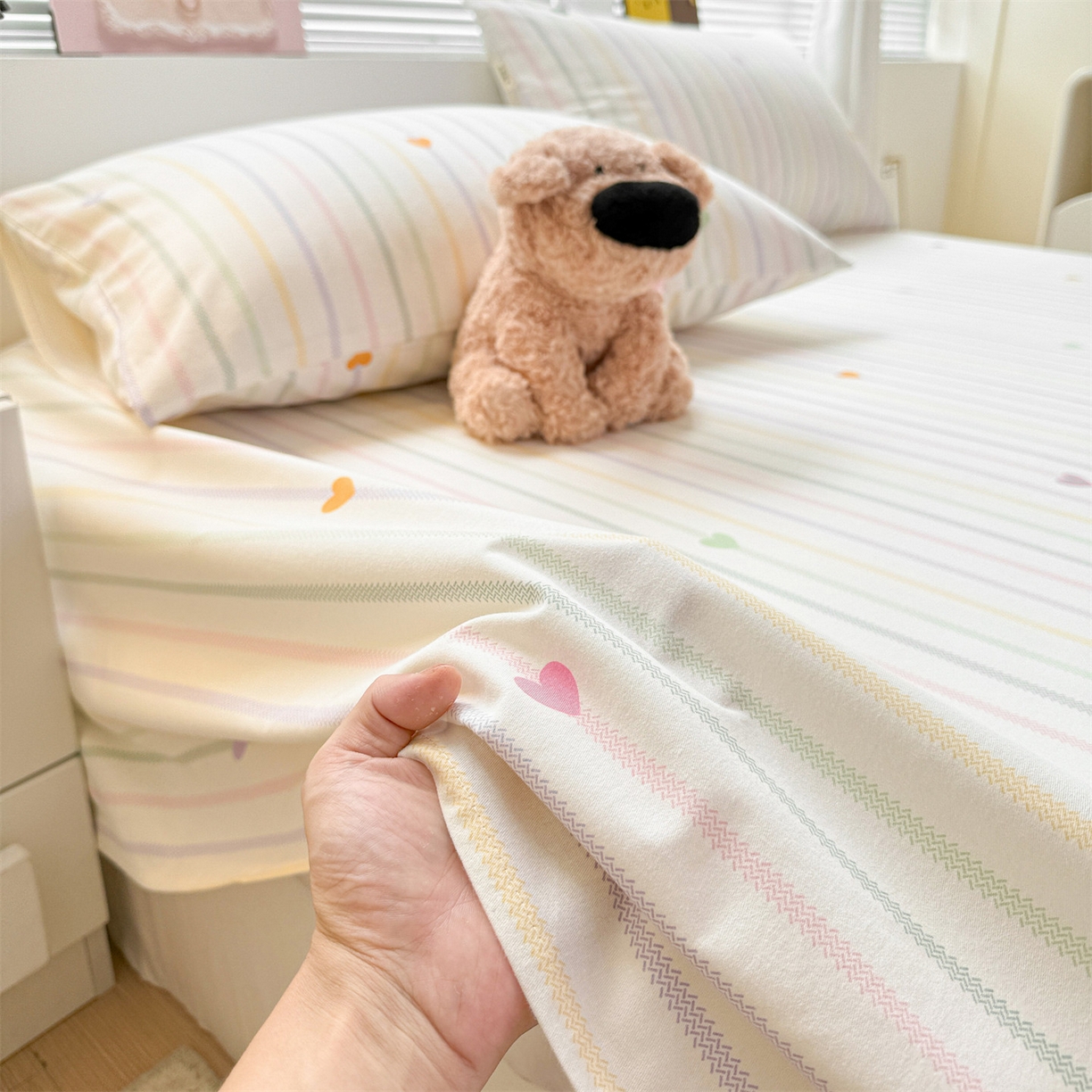 91家纺网 家纺一手货源 找家纺 名兮家居 2025秋冬新款100%全棉纯棉磨毛单床单 床单单件 彩色心情