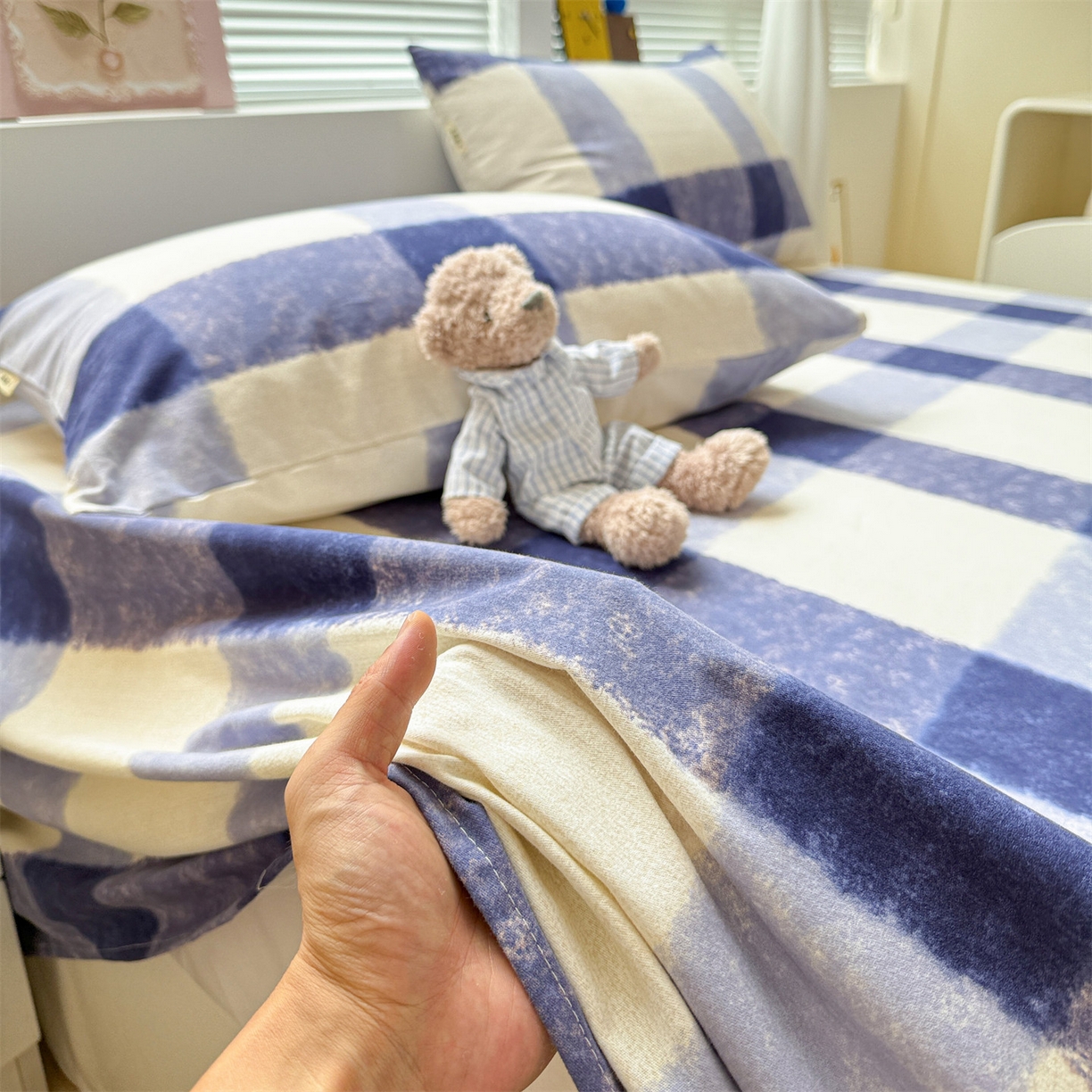 91家纺网 家纺一手货源 找家纺 名兮家居 2025秋冬新款100%全棉纯棉磨毛单床单 床单单件 大蓝格