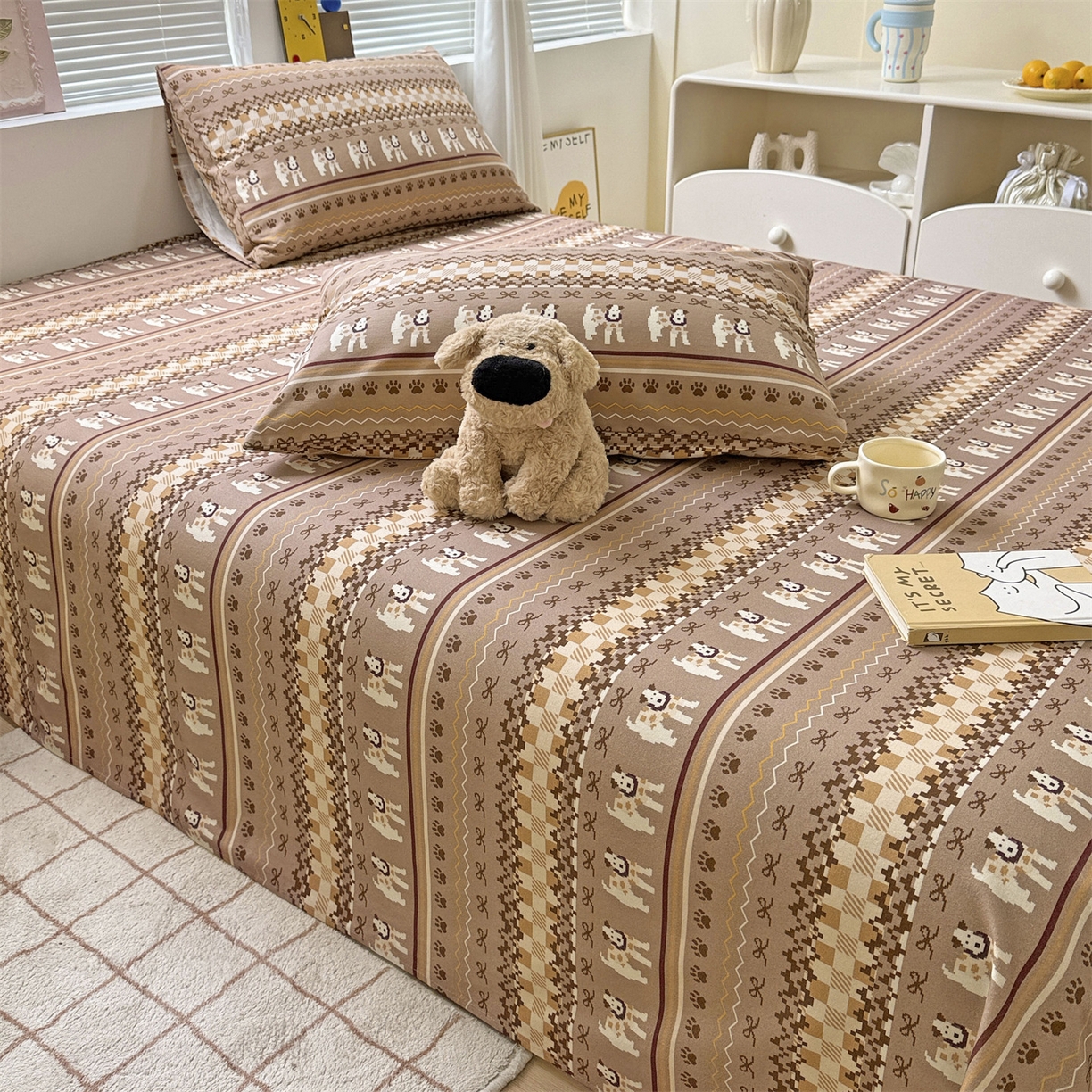 91家纺网 家纺一手货源 找家纺 名兮家居 2025秋冬新款100%全棉纯棉磨毛单床单 床单单件 蝴蝶结小狗-咖