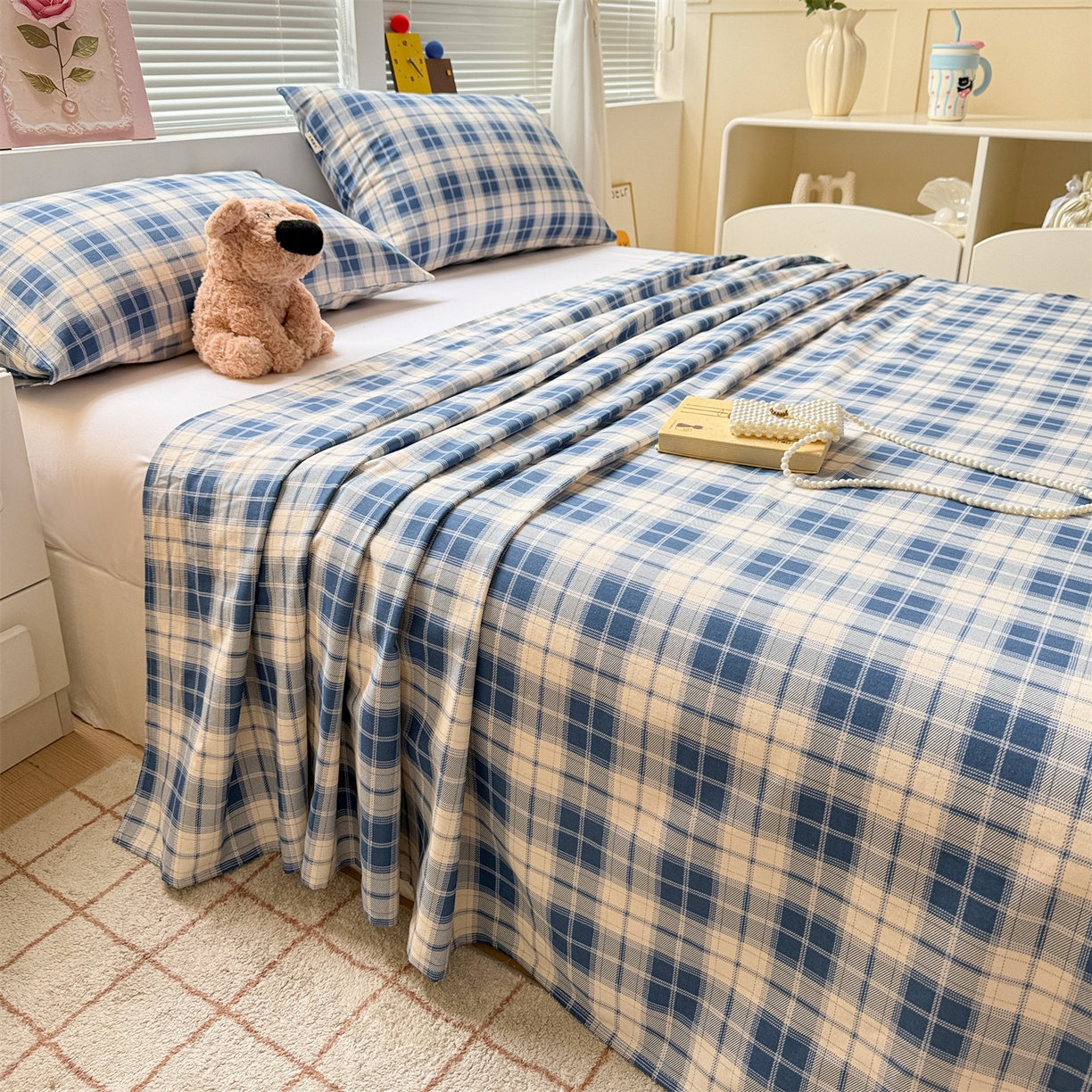 91家纺网 家纺一手货源 找家纺 名兮家居 2025秋冬新款100%全棉纯棉磨毛单床单 床单单件 蓝白格语