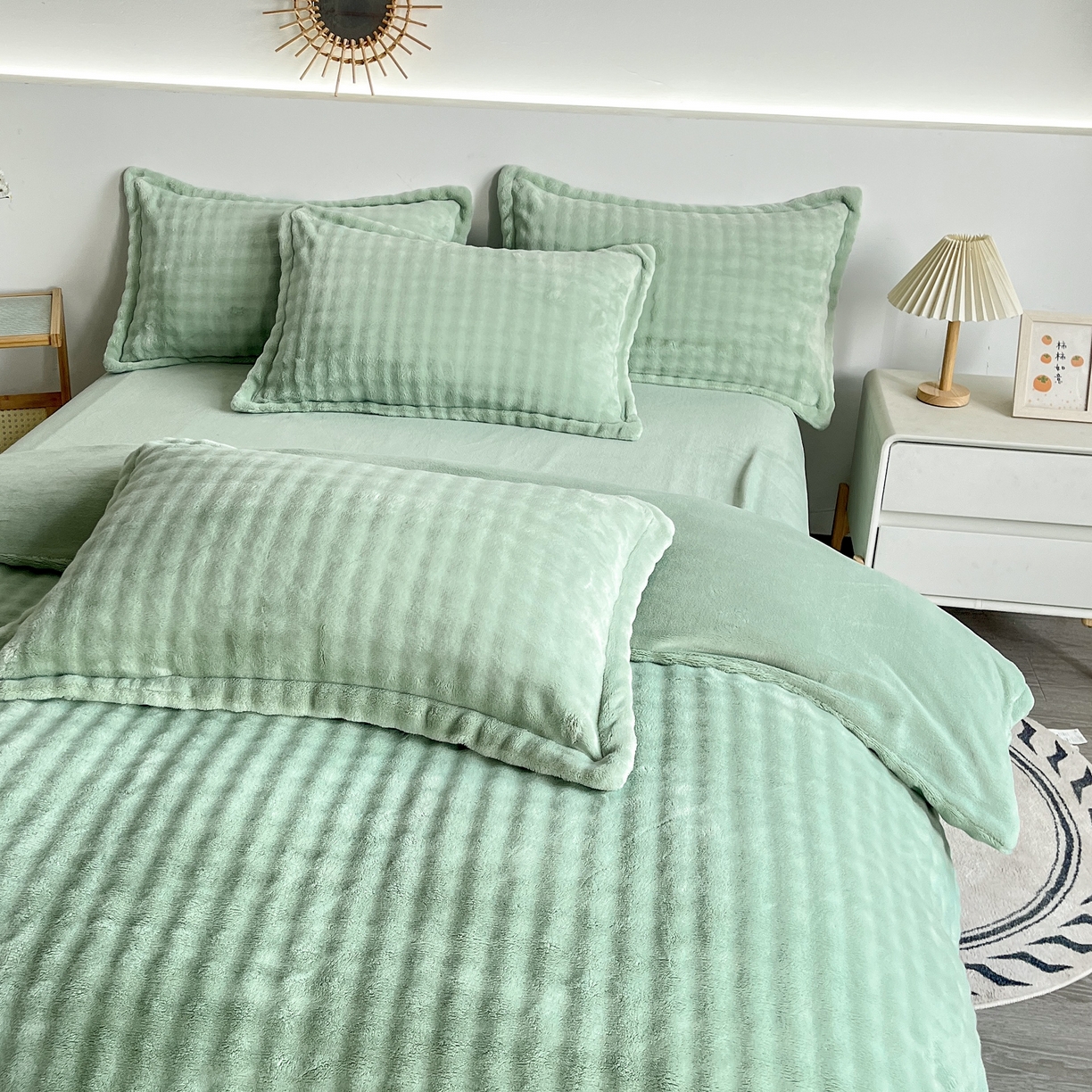91家纺网 家纺一手货源 找家纺 2025新款全消光皮草绒纯色高克重 四件套——泡泡（赠送拎袋） 抹茶绿