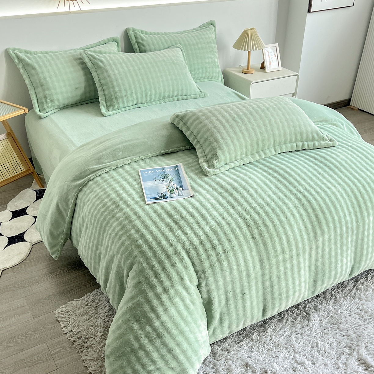 91家纺网 家纺一手货源 找家纺 2025新款全消光皮草绒纯色高克重 四件套——泡泡（赠送拎袋） 抹茶绿