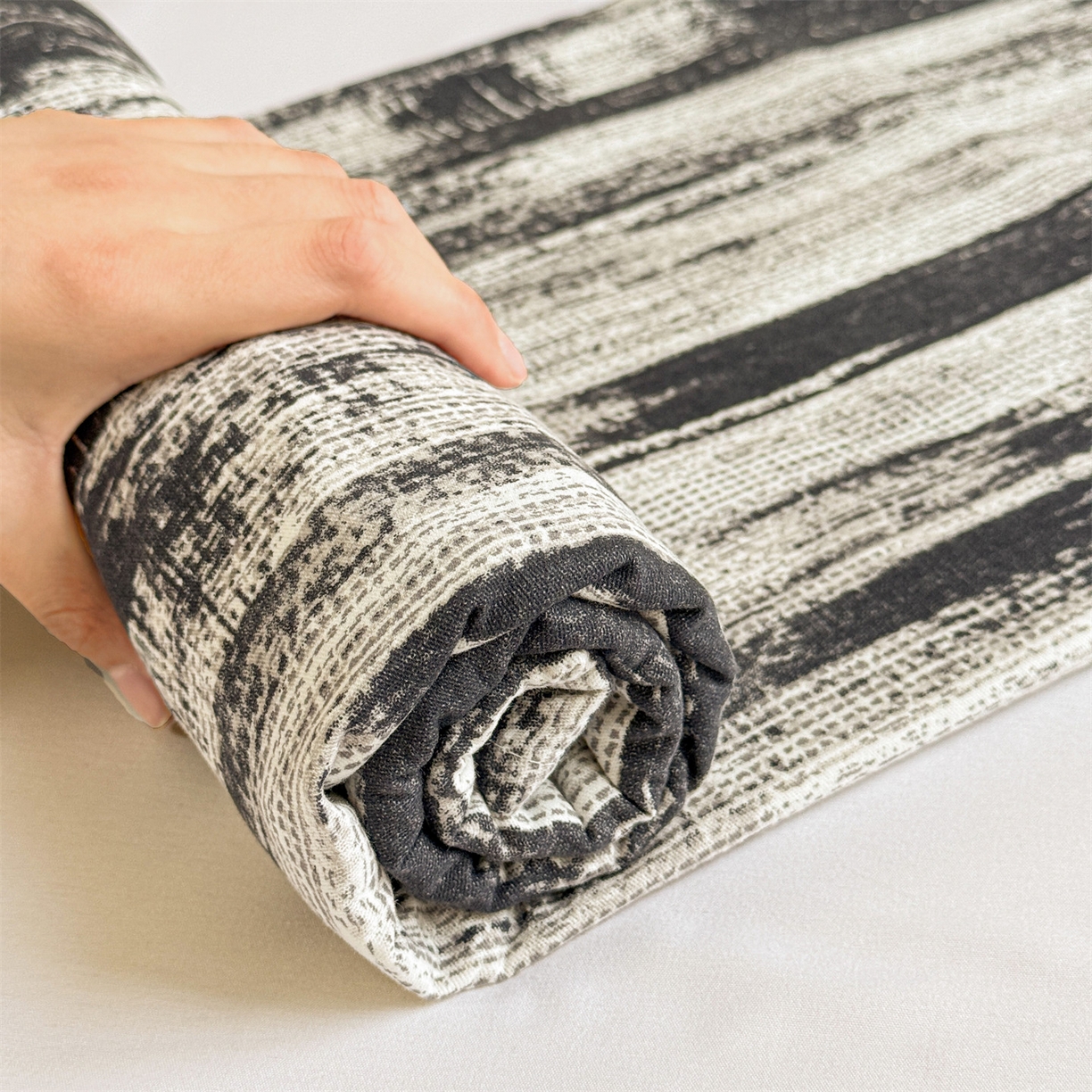 91家纺网 家纺一手货源 找家纺 名兮家居 2025秋冬新款100%全棉纯棉磨毛单床单 床单单件 墨痕