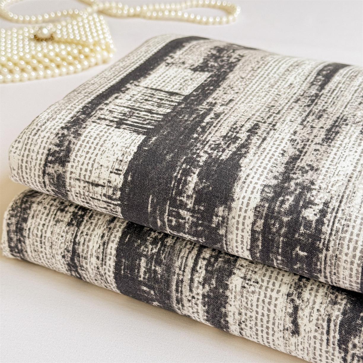 91家纺网 家纺一手货源 找家纺 名兮家居 2025秋冬新款100%全棉纯棉磨毛单床单 床单单件 墨痕