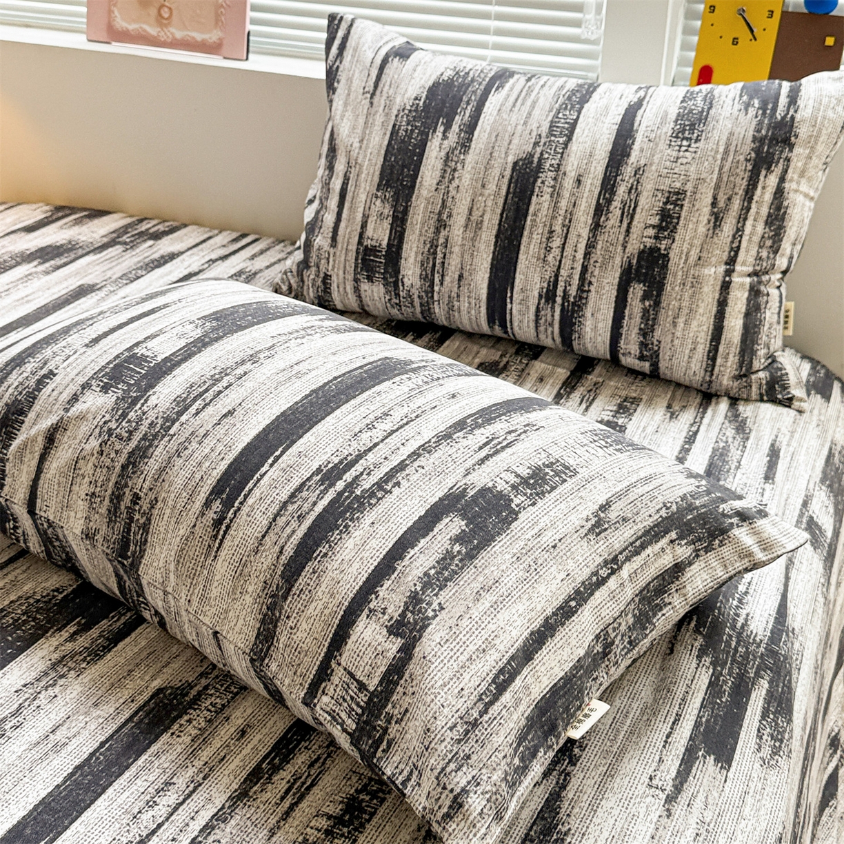 91家纺网 家纺一手货源 找家纺 名兮家居 2025秋冬新款100%全棉纯棉磨毛单床单 床单单件 墨痕