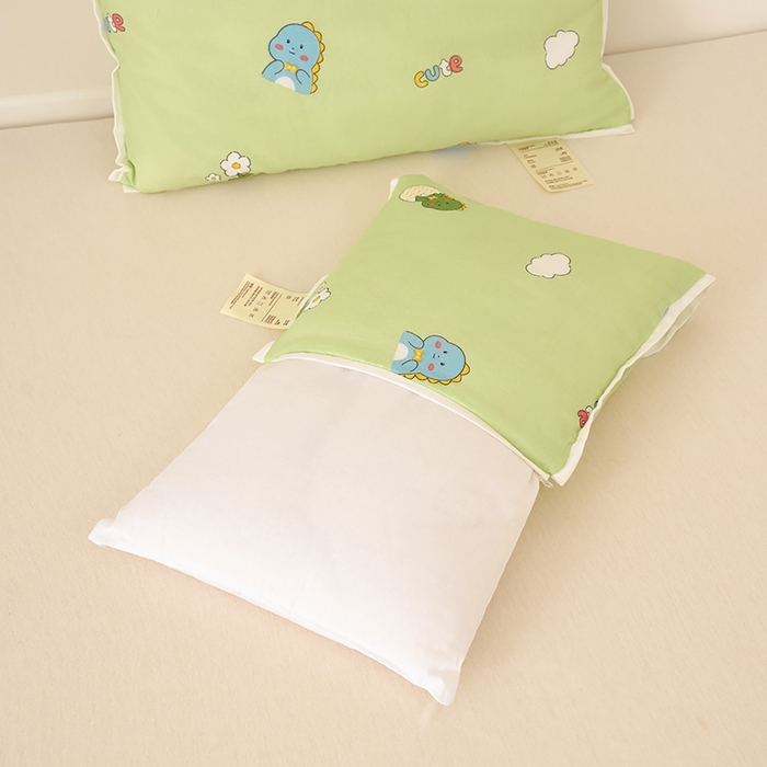 91家纺网 家纺一手货源 找家纺 鼎晟纺 2025新款里棉外棉卡通儿童枕头枕芯 绿色恐龙