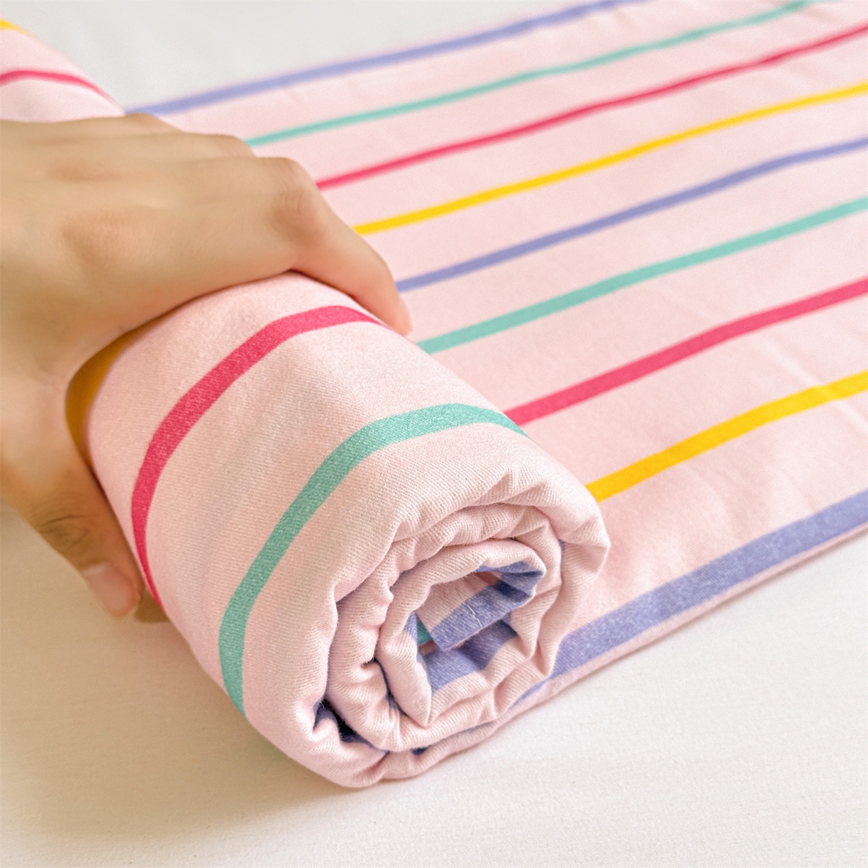 91家纺网 家纺一手货源 找家纺 名兮家居 2025秋冬新款100%全棉纯棉磨毛单床单 床单单件 炫彩条纹