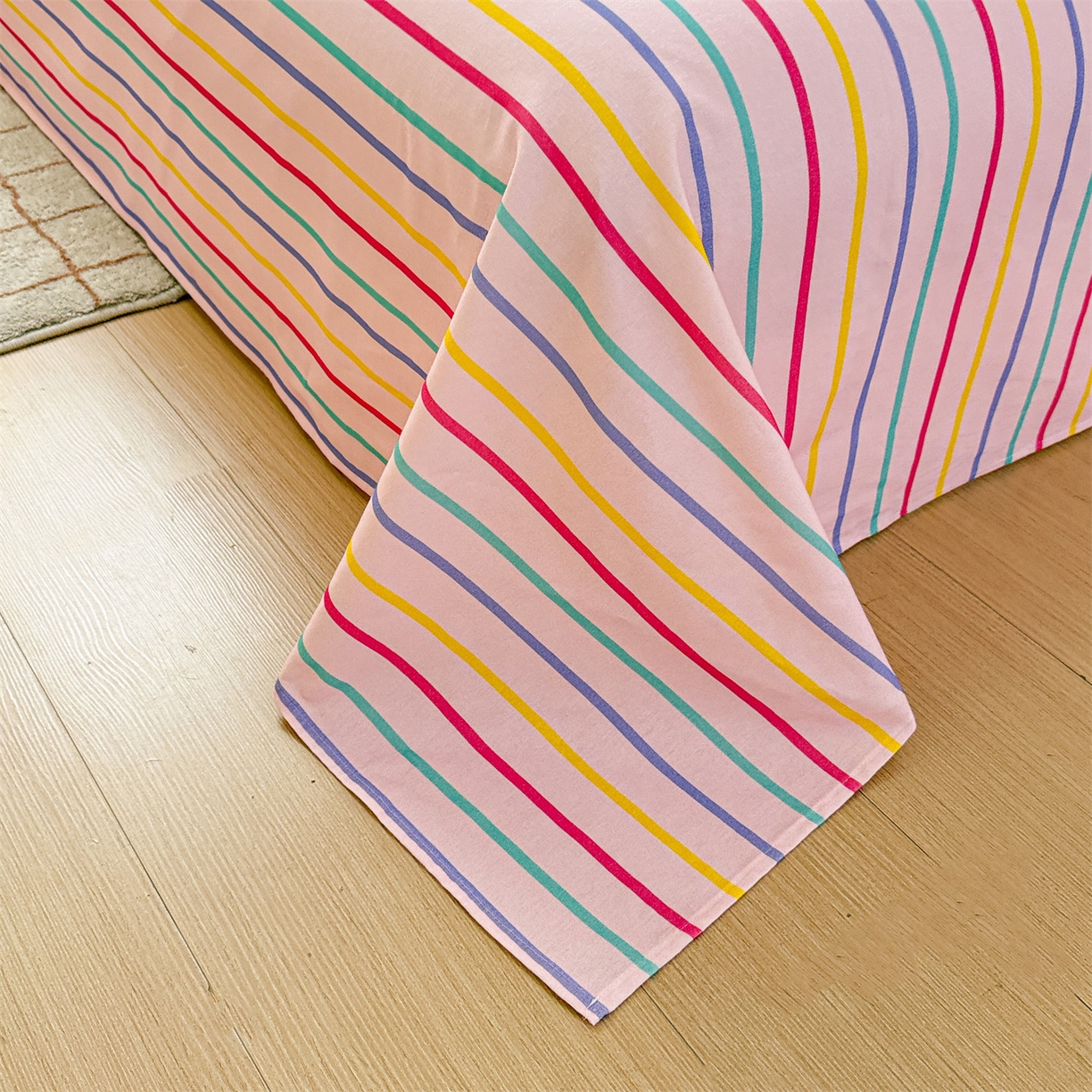 91家纺网 家纺一手货源 找家纺 名兮家居 2025秋冬新款100%全棉纯棉磨毛单床单 床单单件 炫彩条纹