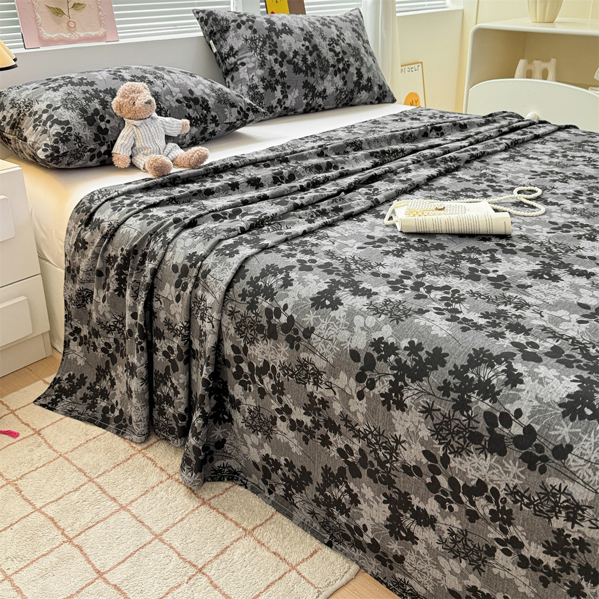 91家纺网 家纺一手货源 找家纺 名兮家居 2025秋冬新款100%全棉纯棉磨毛单床单 床单单件 叶影