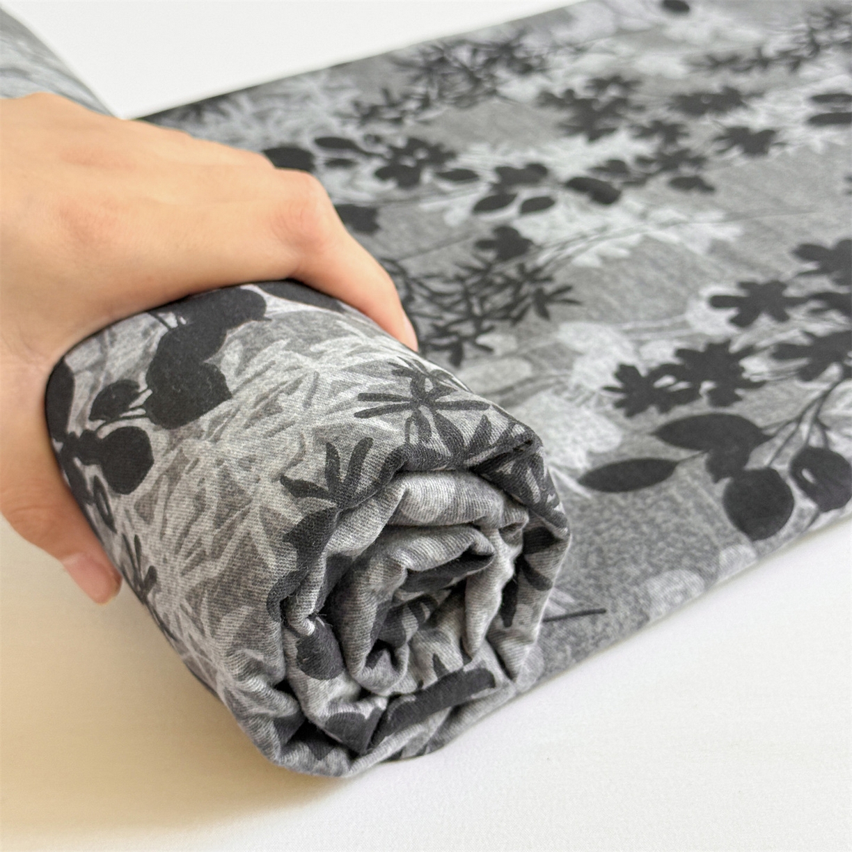 91家纺网 家纺一手货源 找家纺 名兮家居 2025秋冬新款100%全棉纯棉磨毛单床单 床单单件 叶影