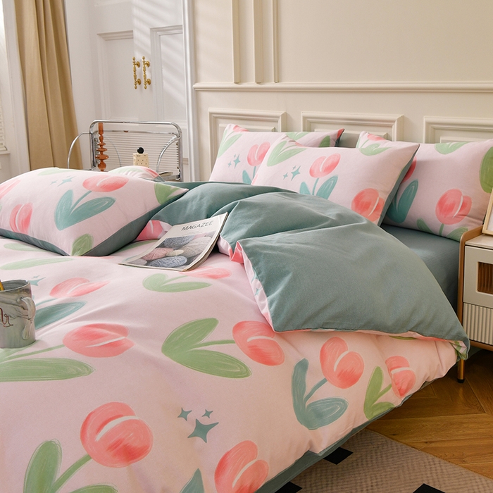 91家纺网 家纺一手货源 找家纺 宇彬家纺 2025新款秋冬全棉纯棉精梳生态原棉印花加厚磨毛被套单被套被套单件单品被套 兰黛（粉）